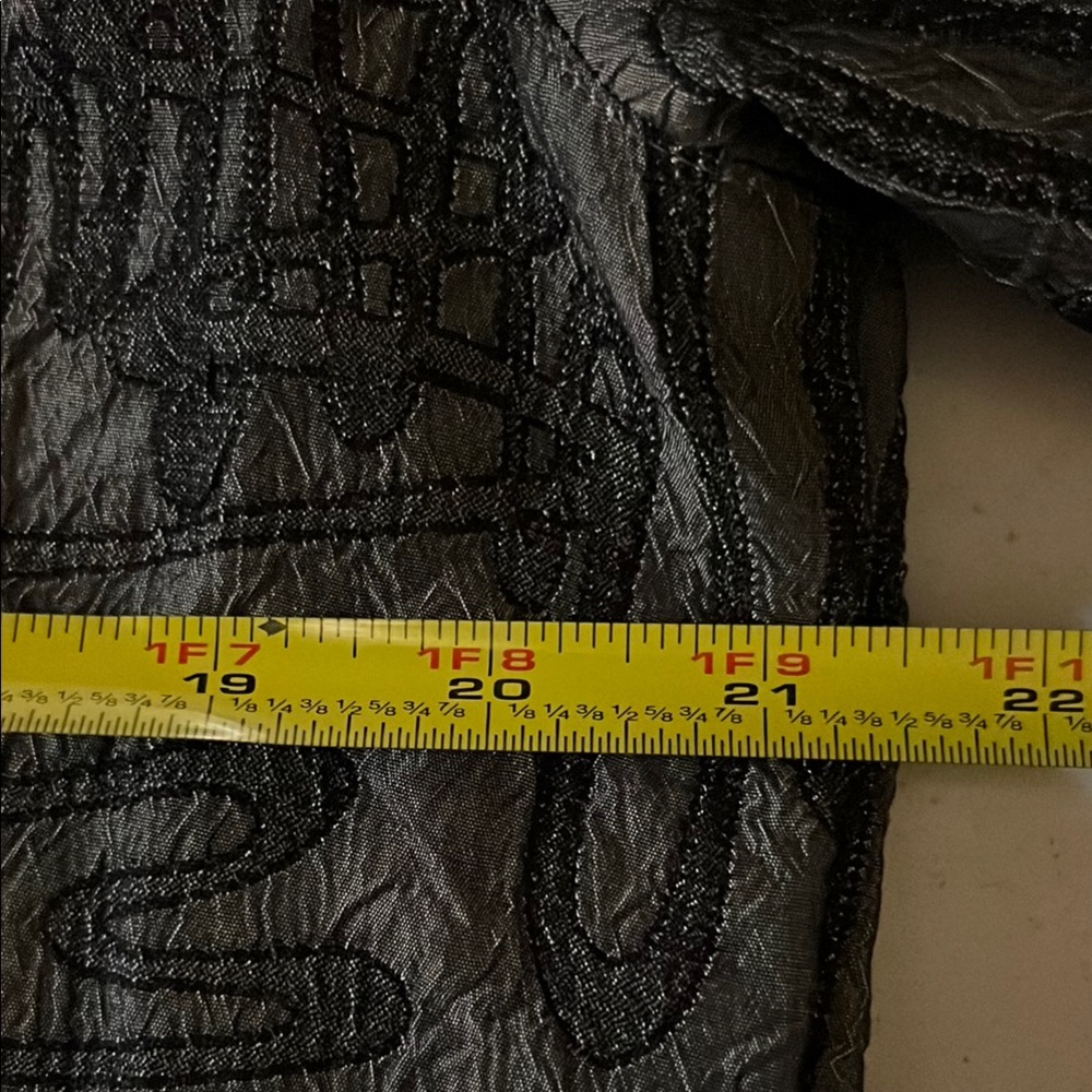 Gray Patterned Button-Up Shirt - image 6